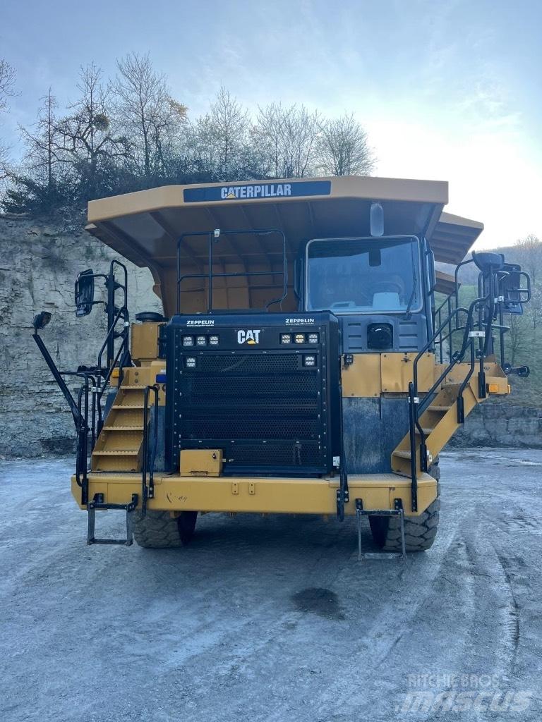 CAT 775 G Atliekų išvežimo technika