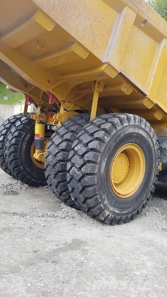 CAT 775 G Atliekų išvežimo technika