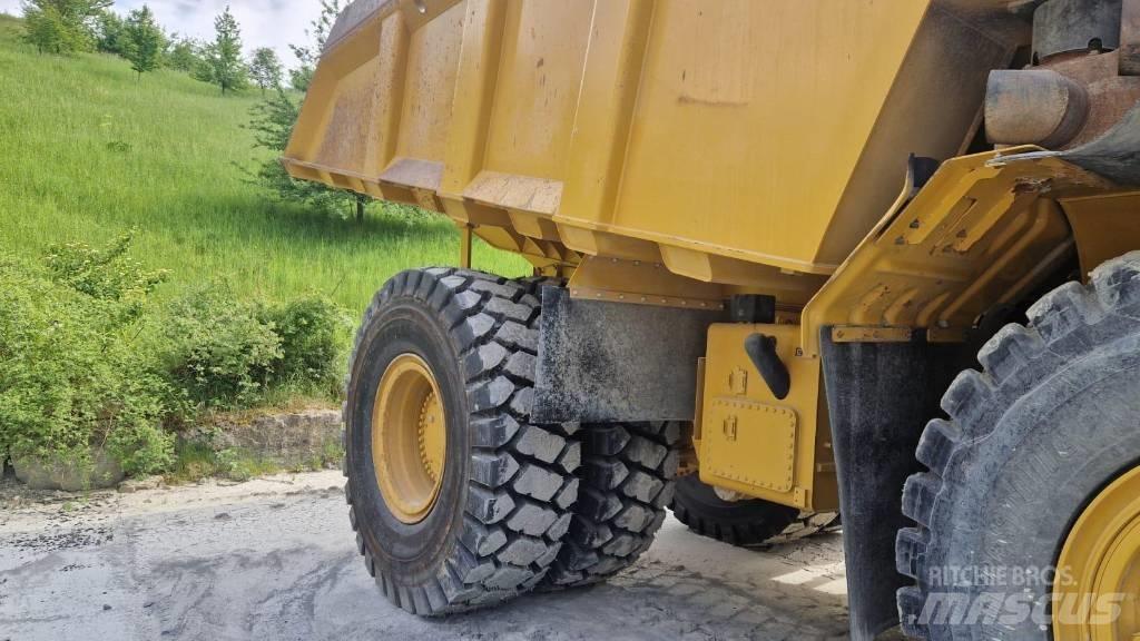 CAT 775 G Atliekų išvežimo technika