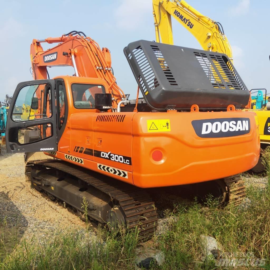Doosan DX 300 LC Vikšriniai ekskavatoriai
