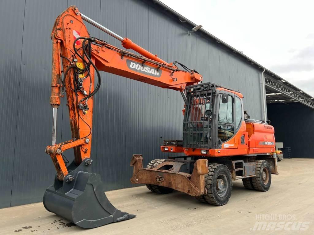 Doosan DX210W Ratiniai ekskavatoriai