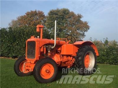 Allis-Chalmers U Traktoriai