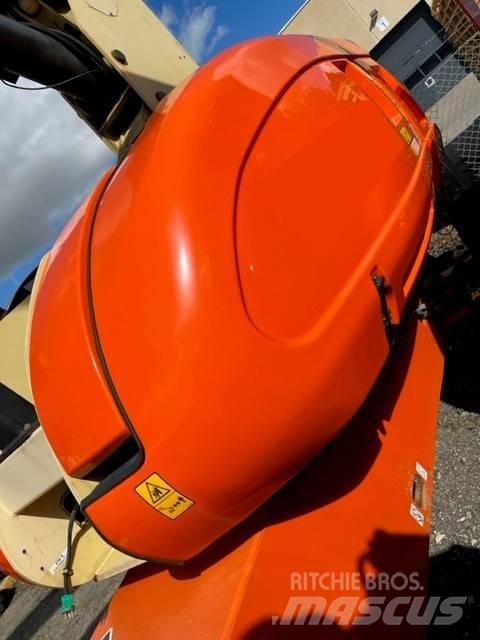 JLG 860 SJ Teleskopiniai keltuvai