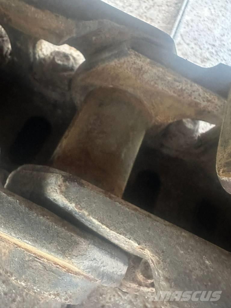 JCB JS 145 LC Vikšriniai ekskavatoriai