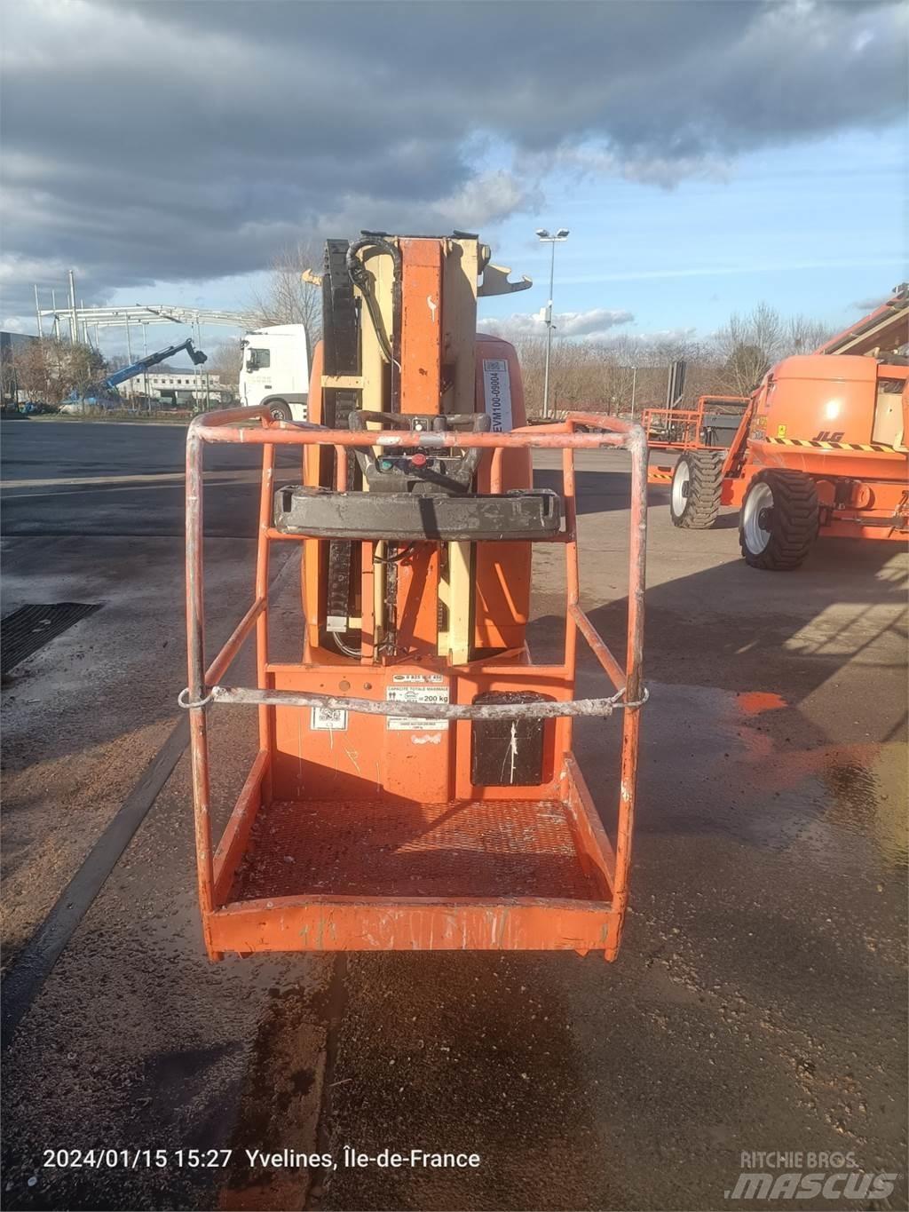 JLG T10E Kiti keltuvai ir platformos