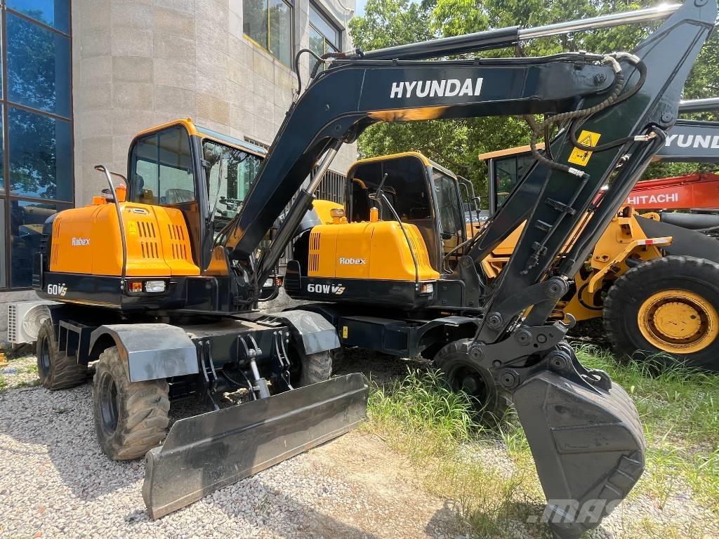 Hyundai R60W Ratiniai ekskavatoriai