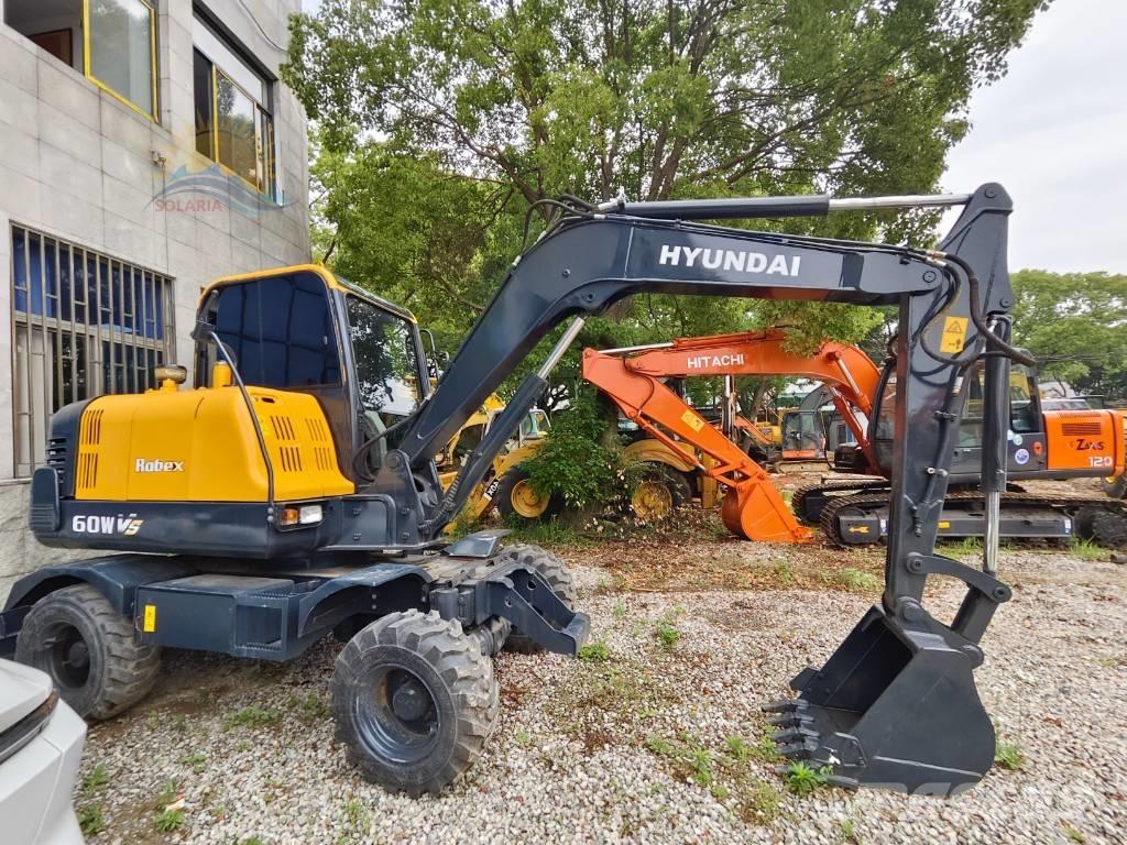 Hyundai R60W Ratiniai ekskavatoriai