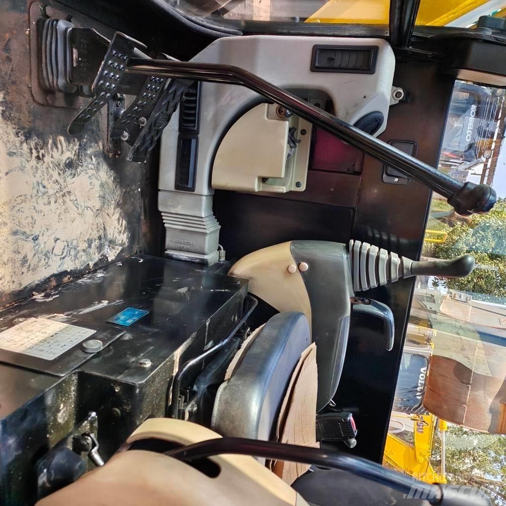CAT 305.5 E Mini ekskavatoriai < 7 t