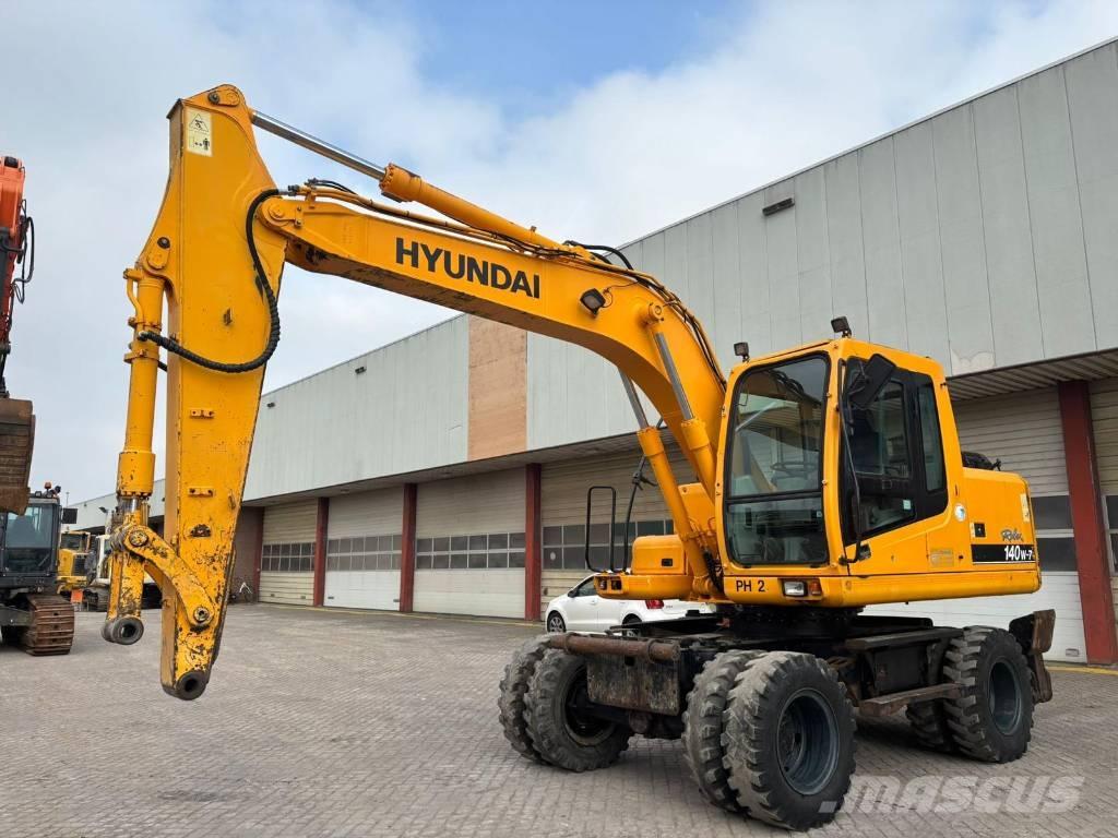 Hyundai 140W-7 Ratiniai ekskavatoriai