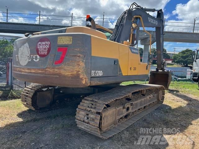 Volvo EC 220 DL Vikšriniai ekskavatoriai