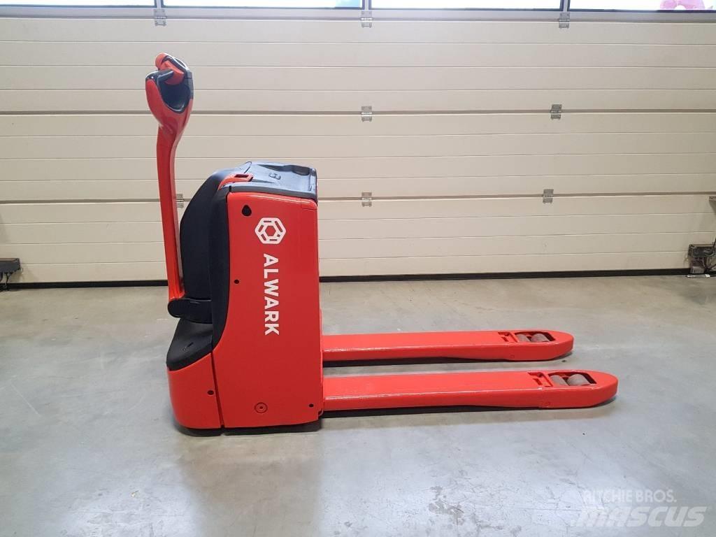 Linde T16 Mažų aukščių keltuvai