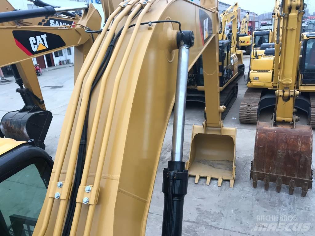 CAT 320 D Vikšriniai ekskavatoriai