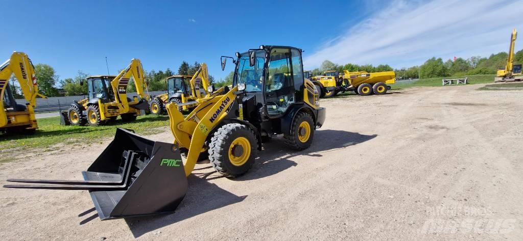 Komatsu WA 70 Naudoti ratiniai krautuvai