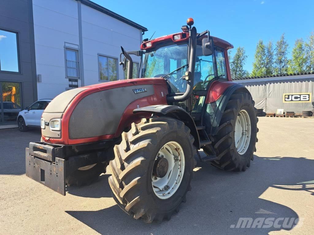 Valtra T 170 Traktoriai