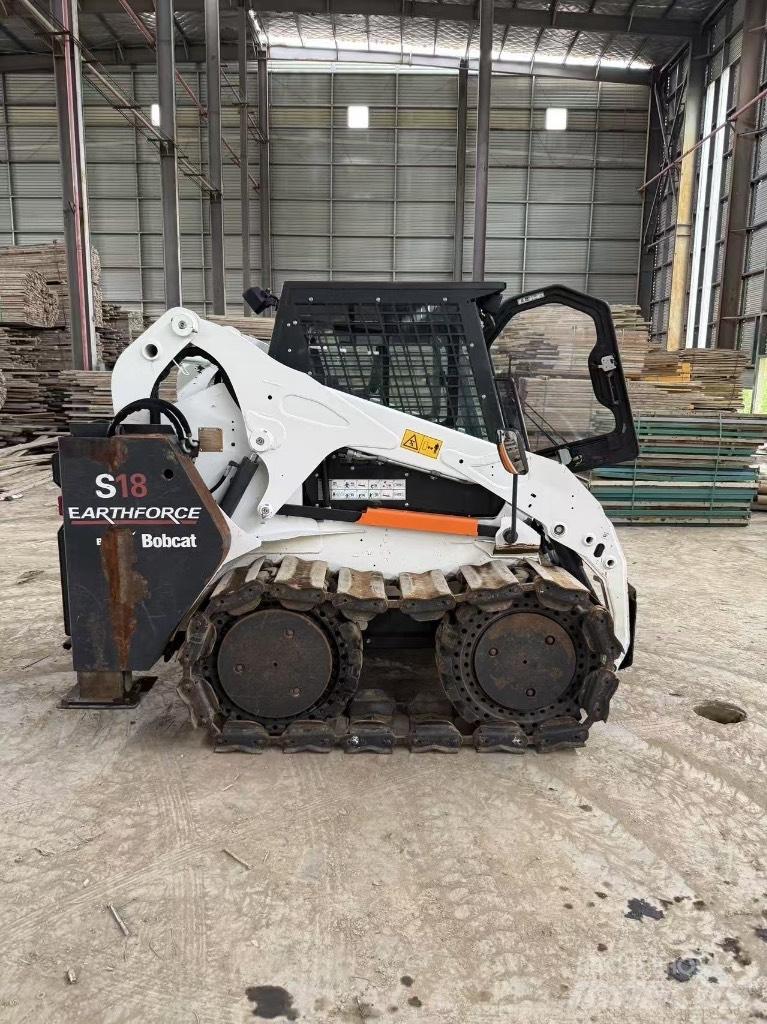 Bobcat S 18 Krautuvai su šoniniu pasukimu