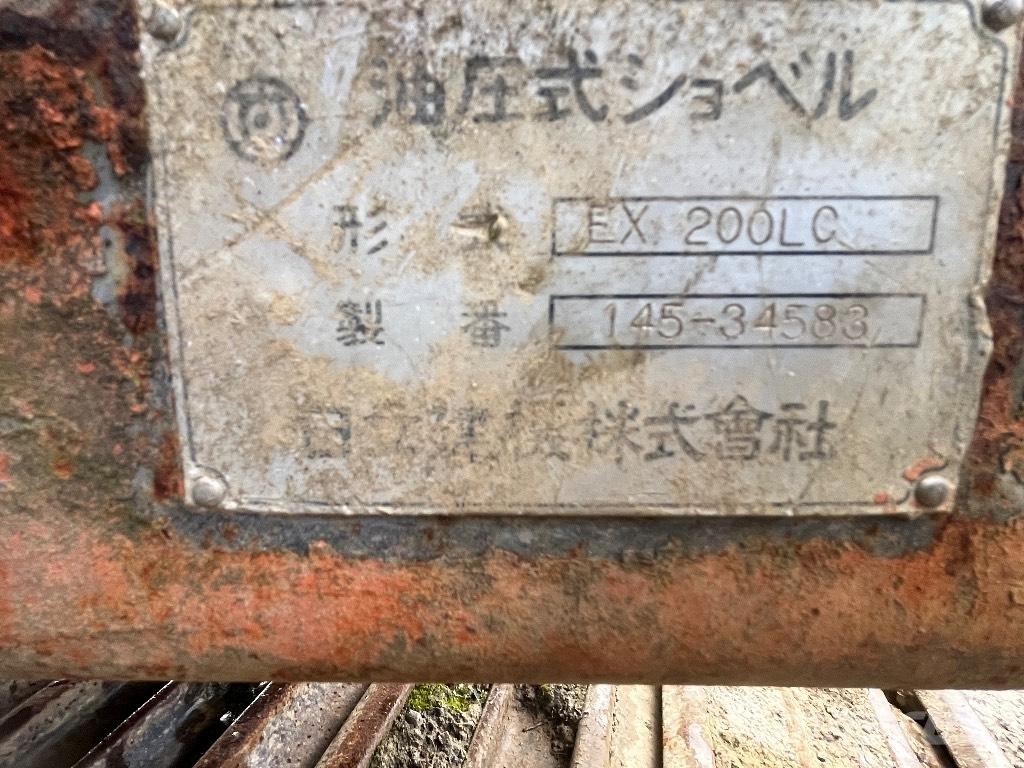 Hitachi EX 200-1 Vikšriniai ekskavatoriai