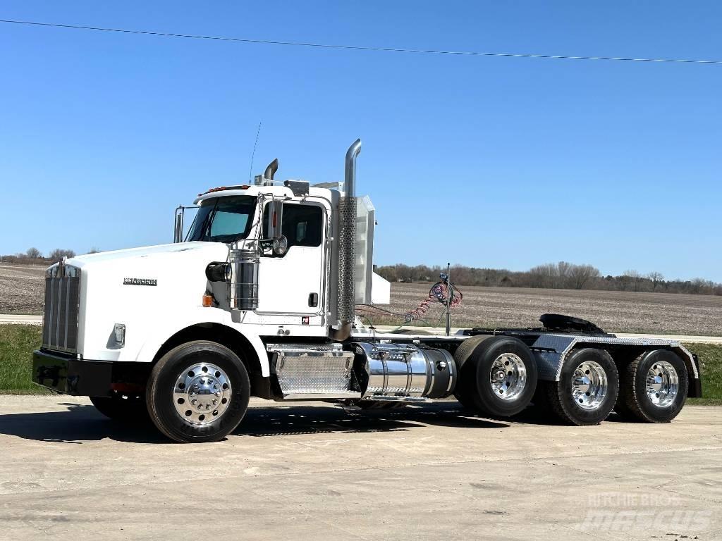 Kenworth T800 Naudoti vilkikai