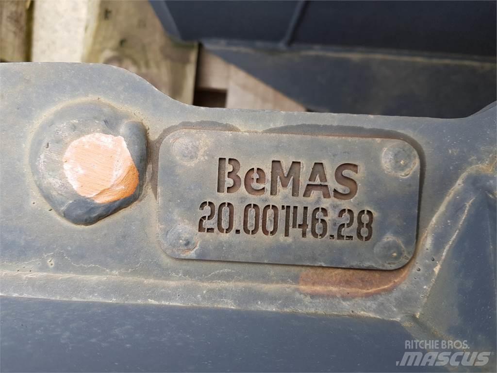 TL 500 SW010 Tranšėjų kasimo technika