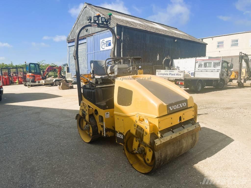Volvo DD 25 B Porinių būgnų volai