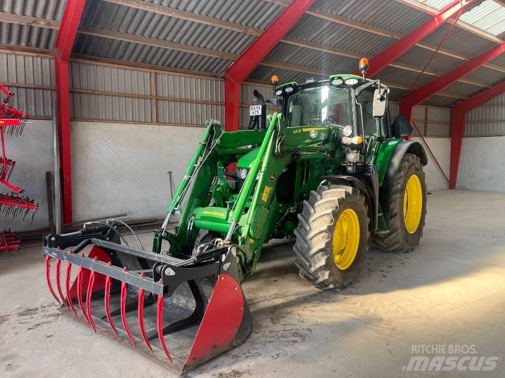 John Deere 6120 M Traktoriai
