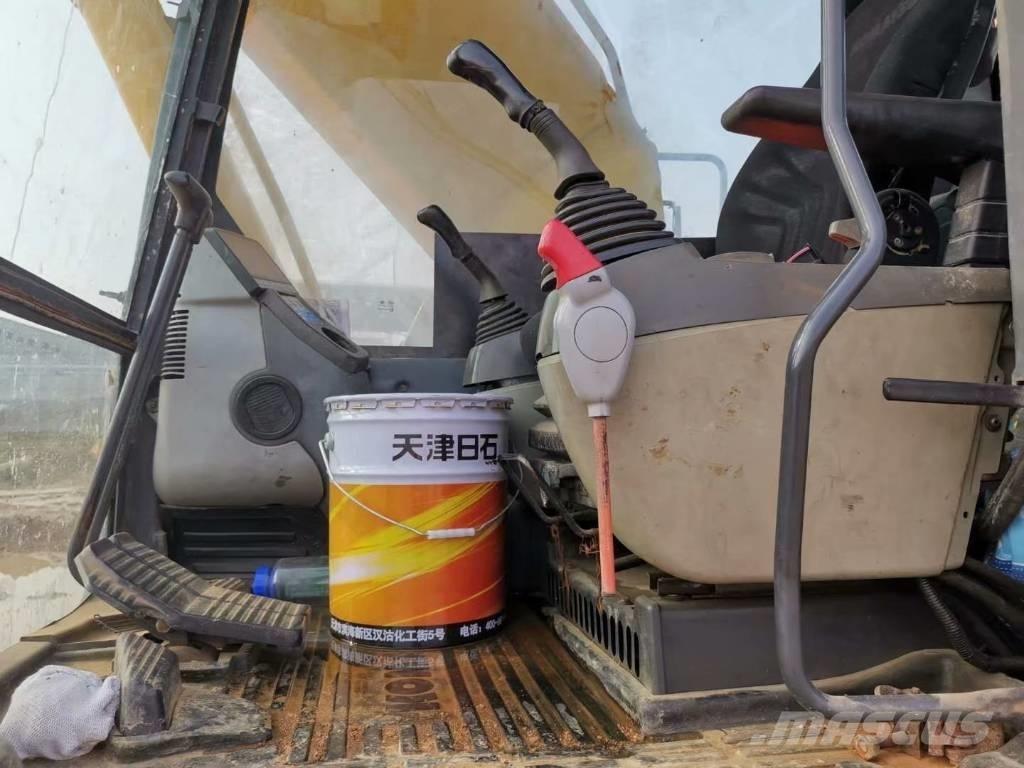 Komatsu pc220-8 Vikšriniai ekskavatoriai