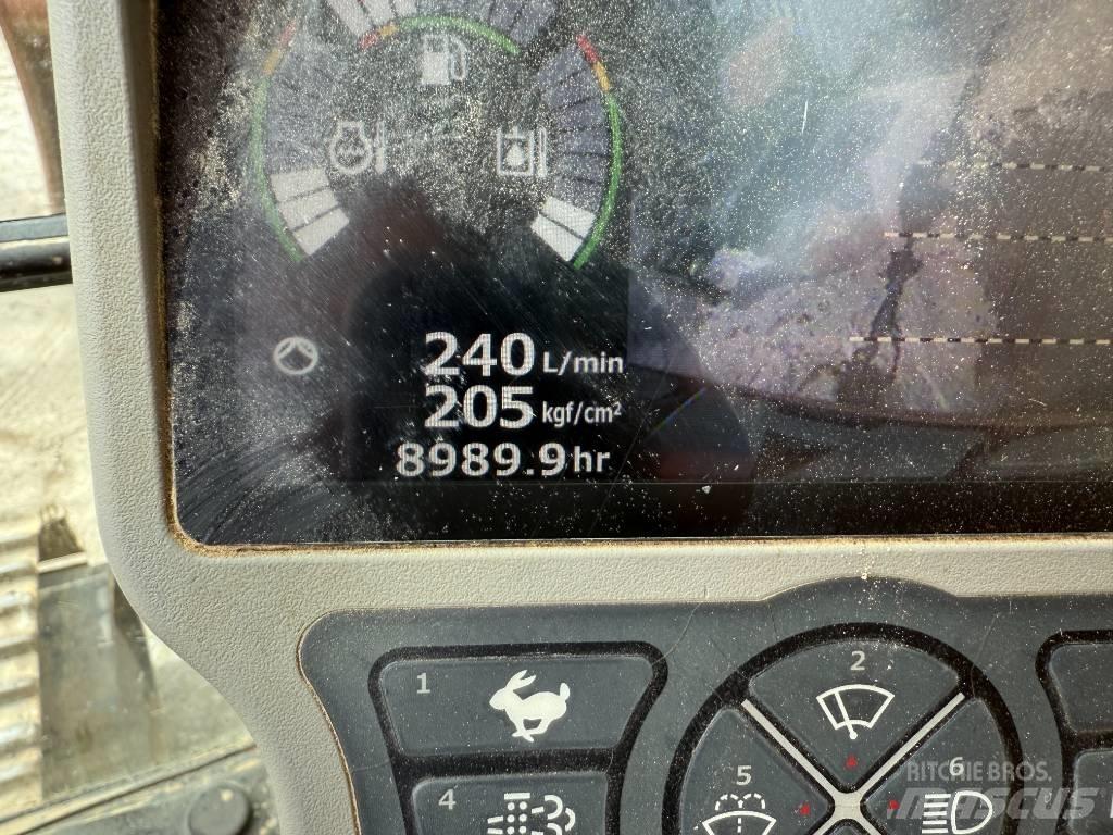 CASE CX 370 D Vikšriniai ekskavatoriai