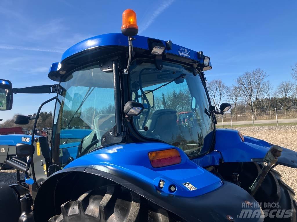 New Holland TS 115 A Traktoriai