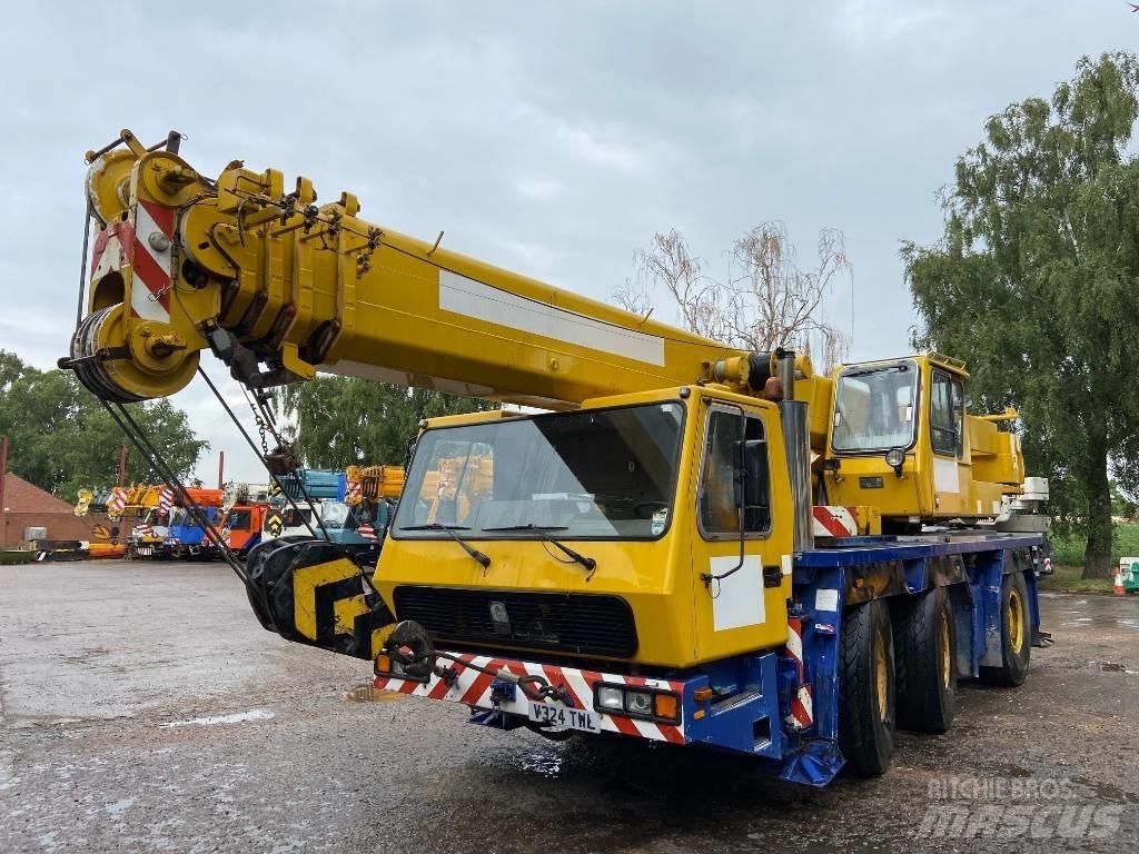 Grove GMK 3050 Visureigiai kranai