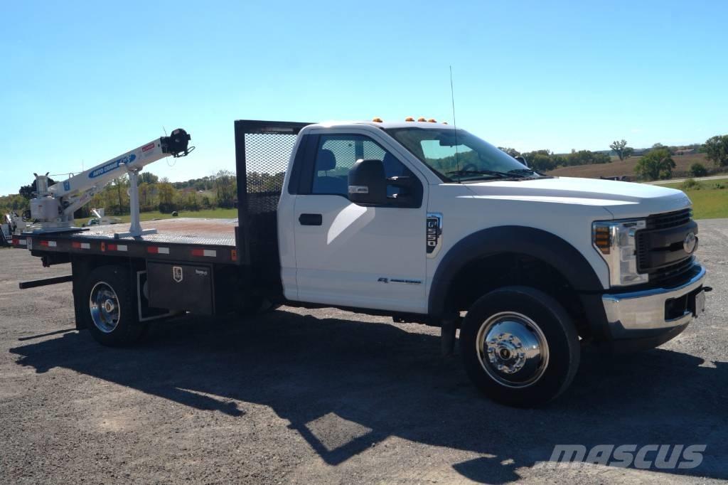 Ford F 550 XL SD Automobiliniai kranai