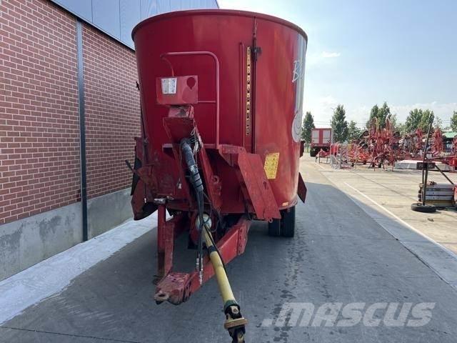 Peecon 26M³ Pašarų maišytuvai-dalytuvai