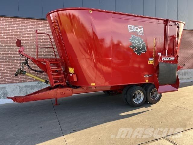 Peecon 26M³ Pašarų maišytuvai-dalytuvai