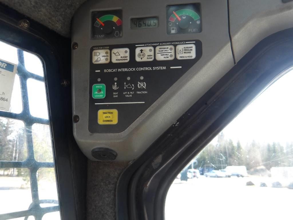 Bobcat S250 Krautuvai su šoniniu pasukimu