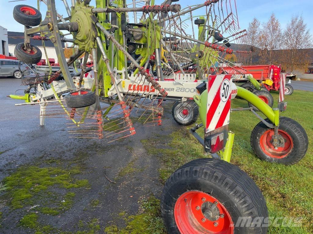 CLAAS Liner 2800 Šieno grėbliai ir vartytuvai