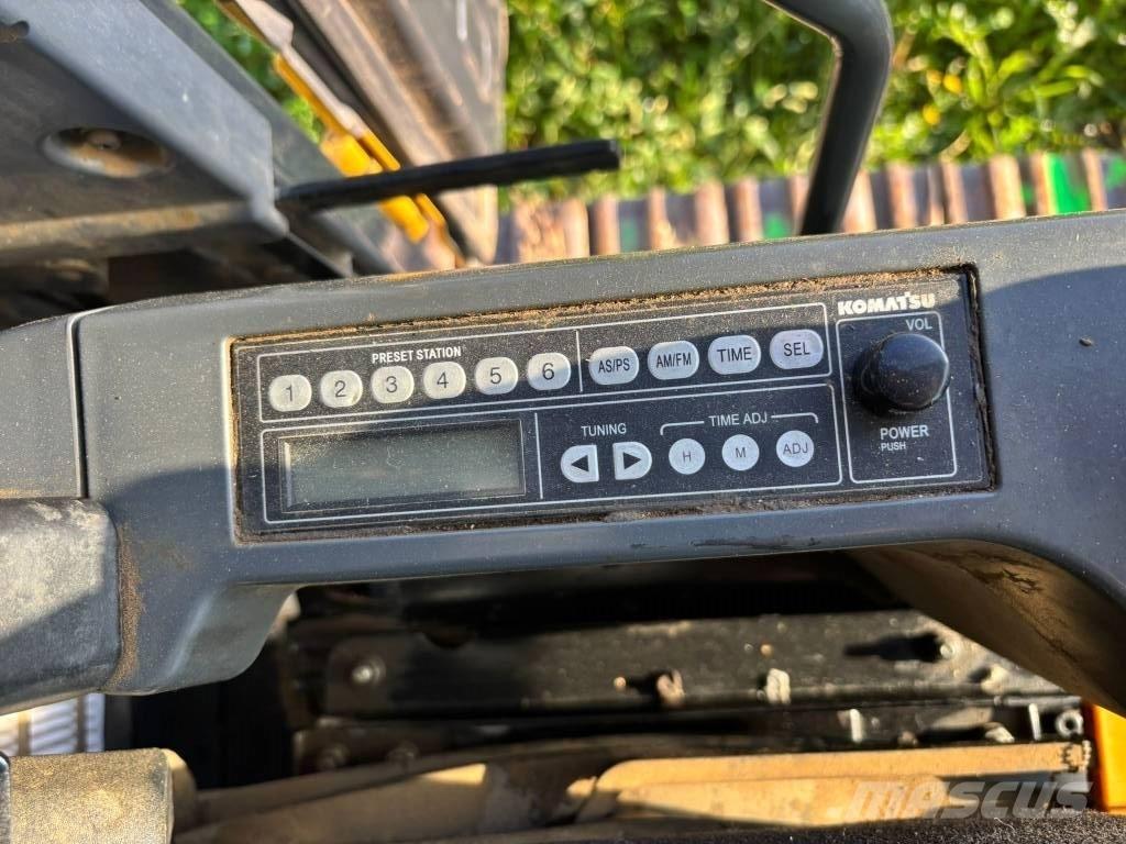 Komatsu PC 210 LC-8 Vikšriniai ekskavatoriai