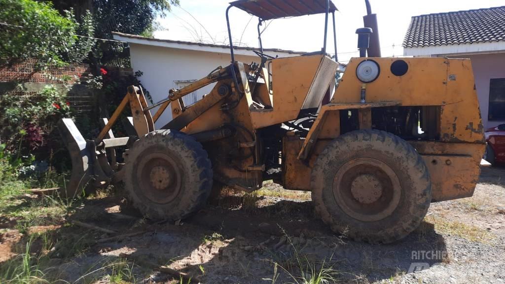 CASE W20B Naudoti ratiniai krautuvai