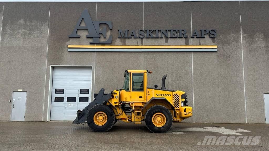 Volvo L 90 E Naudoti ratiniai krautuvai