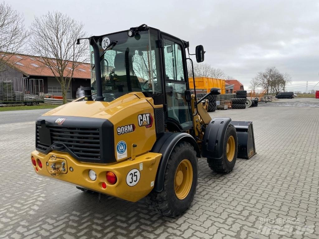 CAT 908M - 908 M Naudoti ratiniai krautuvai