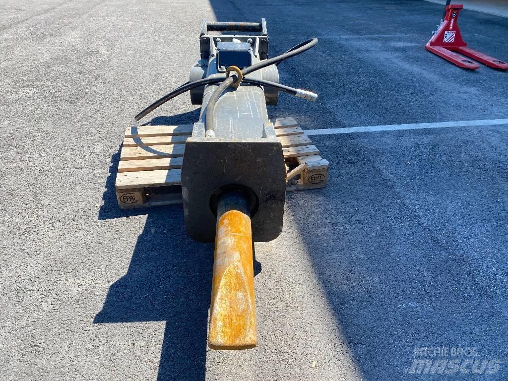 CASE CB370S Hidrauliniai kūjai / Trupintuvai