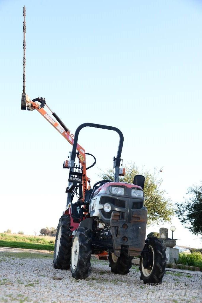 Yanmar GK200R -RR Sodo traktoriukai-vejapjovės