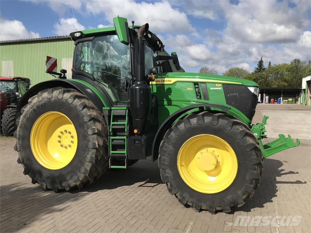 John Deere 6R 250 Traktoriai