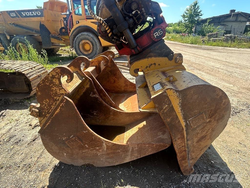 CAT 323 EL Vikšriniai ekskavatoriai