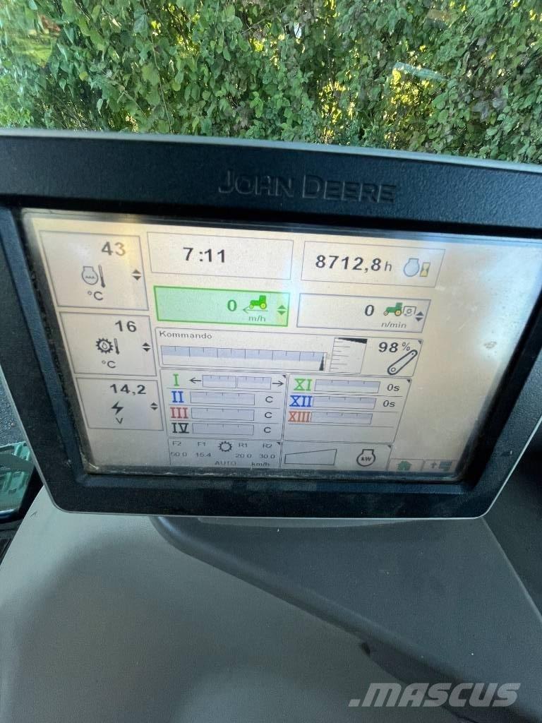 John Deere 6150 R Traktoriai