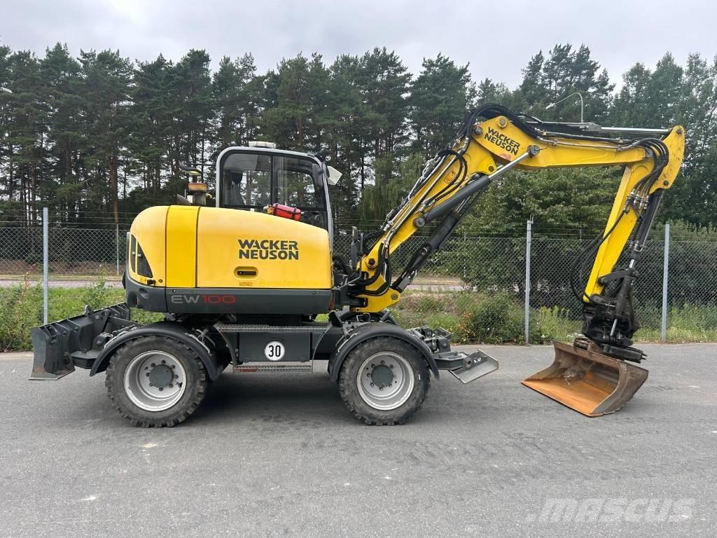 Wacker Neuson EW100 Ratiniai ekskavatoriai