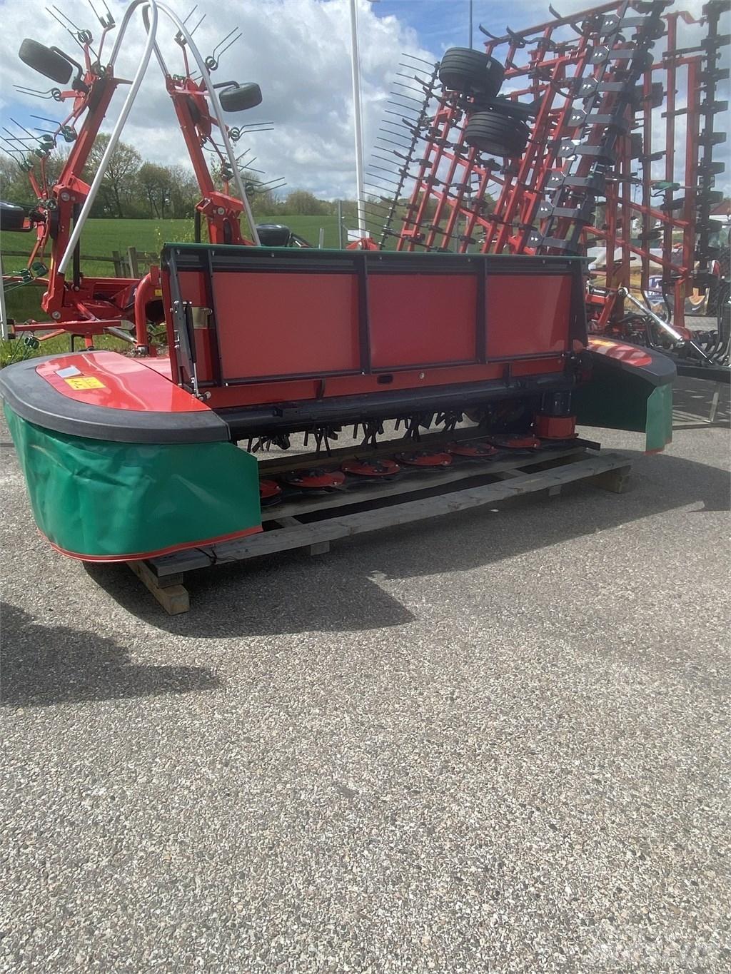 Kverneland 3332 FT Formuojančios žoliapjovės