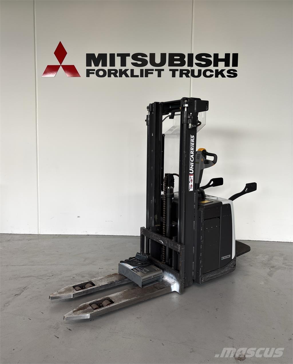 Atlet PSP160 Savaeigiai rietuvai