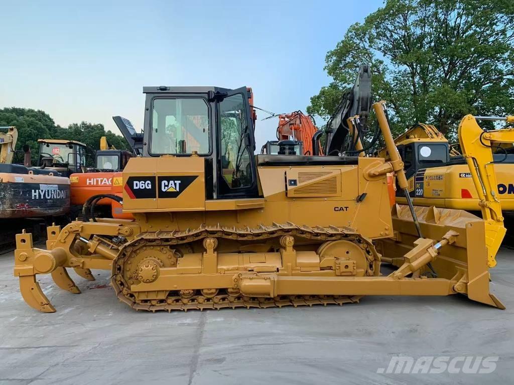 CAT D 6 G Vikšriniai buldozeriai
