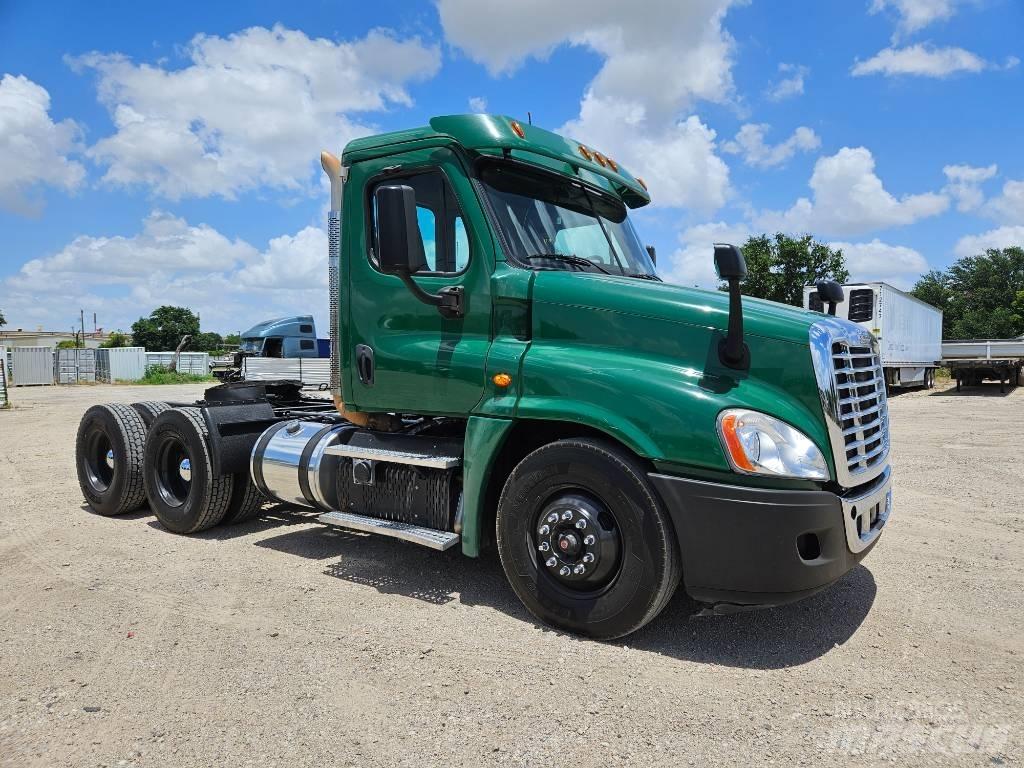 Freightliner 125 Naudoti vilkikai