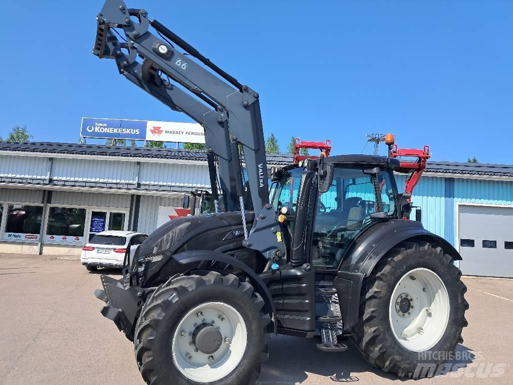 Valtra T174E Versu Traktoriai