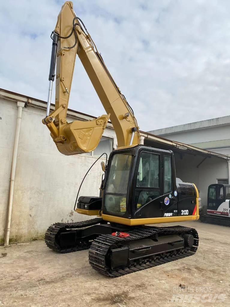 CAT 313 D Vikšriniai ekskavatoriai