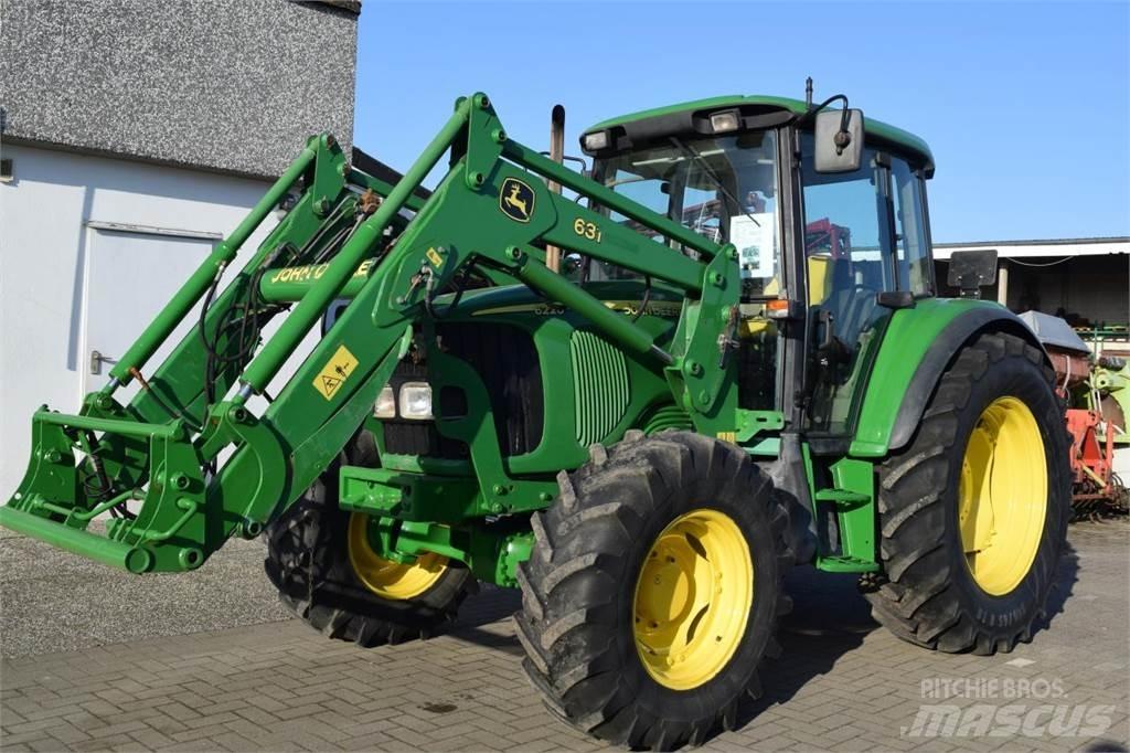 John Deere 6220 Traktoriai